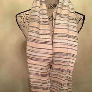 Ann Taylor Loft Pretty Thick Scarf 🧣